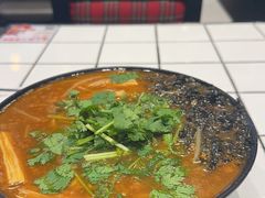 -肥汁米蘭香港米线(长宁来福士店)