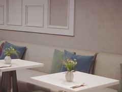 -潮一不贰·法式甜品·生日蛋糕·西式简餐(外滩店)