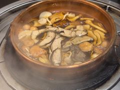 -阿山卓·野生菌火锅·纳西火塘烤肉