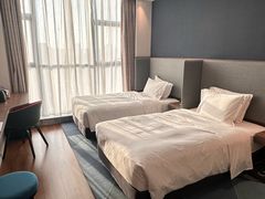 -珠海拱北口岸智选假日酒店