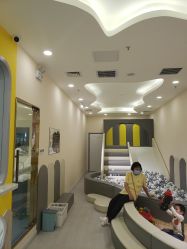-四季宝贝婴幼儿水育成长中心(陆家嘴店)