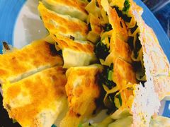 韭菜猪肉锅贴-阿宝海鲜饭店