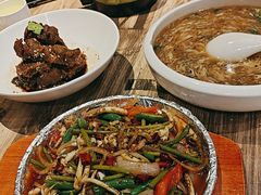 -香山湖家家宴(中山陵店)