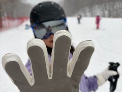-亚布力新体委滑雪场