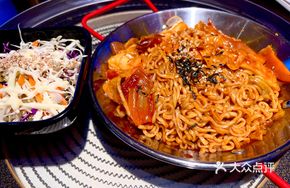 Super Spicy Stir-fried Chicken Noodles