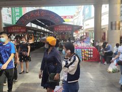 -解放路步行街                