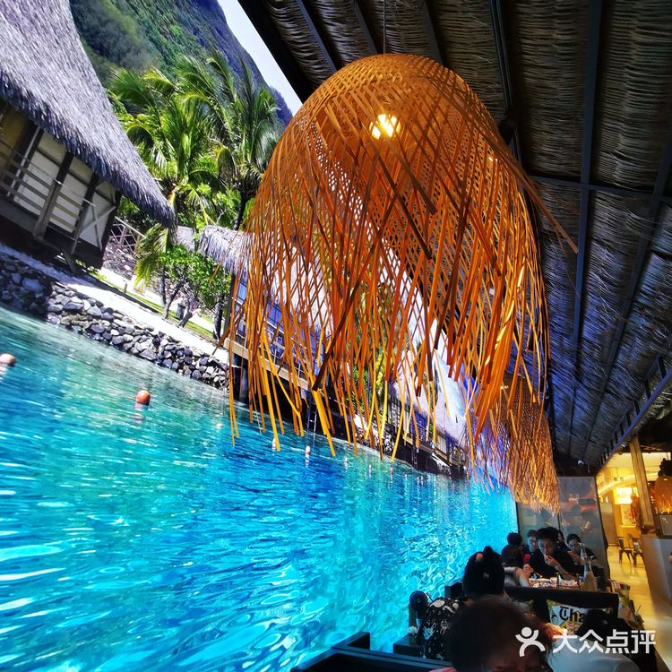 上海魔都探店泰妃殿泰国菜 地理位置：人民广场新世界7