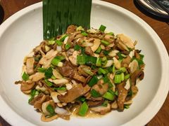 -老滇山寨•云南特色菜•地方菜•民族风情歌舞表演(世纪金源店)
