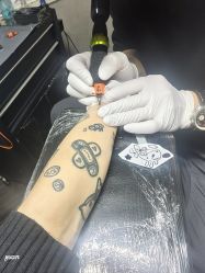 -越域刺青