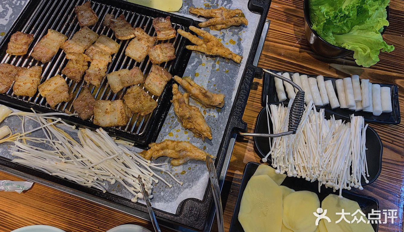 金华兰溪网红烤肉火盆烧烤五花肉打卡