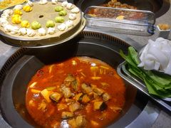 -山河屯铁锅炖(哈西站店)