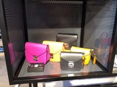 -MCM(比斯特上海购物村店)