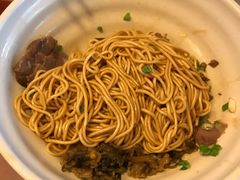 -佬钱湾仔(衣裳街店)