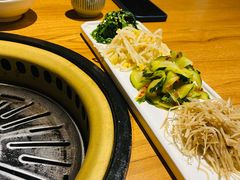-炼火烤肉店