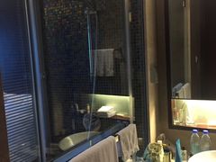 -上海龙之梦万丽酒店