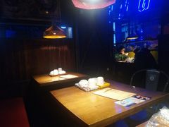 卡座-胖哥俩肉蟹煲(世茂国际广场店)