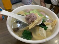 生汆丸子汤-子午路张记肉夹馍(翠华路店)