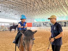 -名驭国际马术学院