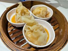 鲍鱼捞汁燕皮虾饺皇-喜势点·糖沙翁手工茶点·本地人茶居(永庆坊店)