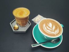 -UNI UNI(环亚凯瑟琳店)