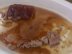 -东江海鲜酒家(艺都分店)