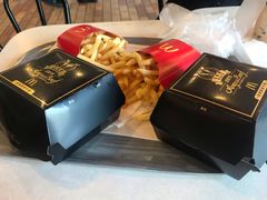 -麦当劳(郑州银基店)