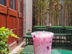 -星巴克臻选(上海今潮8弄店)