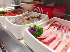 鸭舌-海底捞火锅鲜切牛肉主题店(长寿路店)