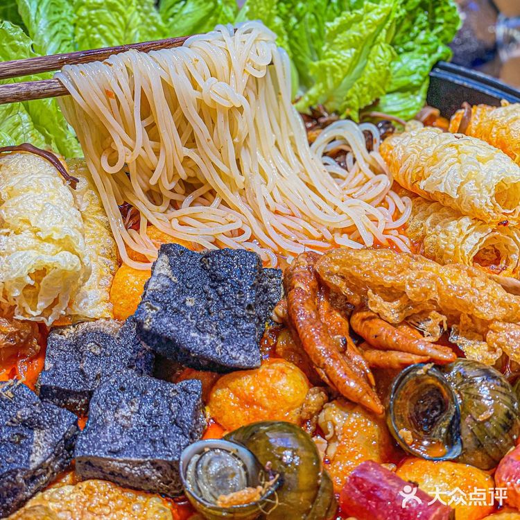西安路也有超大田螺🐚螺蛳粉火锅啦‼️巨上头