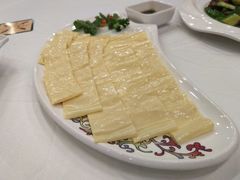 -老船夫婚宴婚庆会馆(延吉路店)