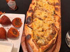 -Efes Turkish & Mediterranean Cuisine 艾菲斯餐厅(陆家嘴店)