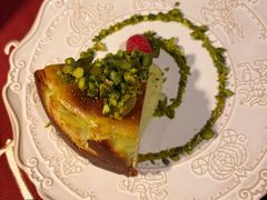 开心果巴斯克芝士蛋糕-BROWNSTONE布朗石西班牙餐厅(富城店)