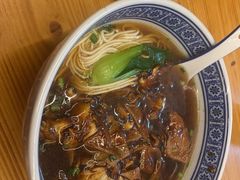 -沪西老弄堂面馆(定西路店)