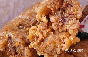 绿豆茸肉粽