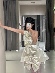 -绝对人气写真艺术中心
