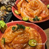 为了吃上这家的三文鱼面，我也是挺拼的 