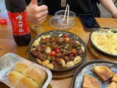 -老东镇啤酒屋海鲜加工·蒸汽海鲜·海鲜烧烤(台东店)