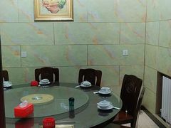 包厢-宾朋海鲜特色美食餐厅·纯手工鲅鱼水饺(兴海路店)