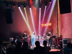 -TZ House音乐现场(来福士中心店)