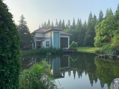 -上海怡沁园度假酒店