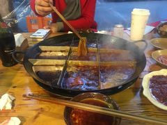 -岗上渣渣老火锅(两路口店)