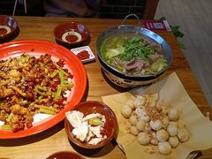 -半步颠小酒馆(繁花中心)