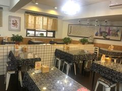 大堂-八两八金·莱芜特色炒鸡(市南漳浦路店)