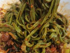 -秦君宝手擀菠菜面(金花路店)