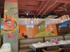 大堂-肥肥虾庄·金牌油焖大虾(汉口城市广场店)