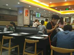 -呷哺呷哺(哈尔滨红博购物广场店)