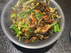 -靠山屯东北农家菜(八龙桥雅苑店)