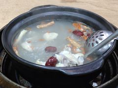 -濠轩阁特色生蚝火锅(水湾路店)