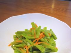 -吕氏疙瘩汤·新鲁菜(新贵和店)