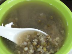 -珊珊小笼馆(仙霞路店)